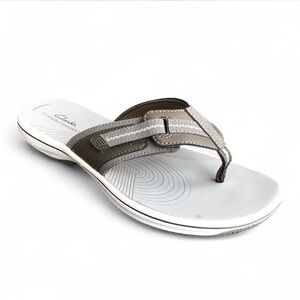 Clarks Cloud Women’s Steppers Brinkley Jazz Black Flip Flop Sandal Women’s Sz 8M